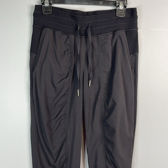 Lululemon Dance Studio Jogger 29" Black Swift Mid Rise Size 6 - Picture 3 of 11